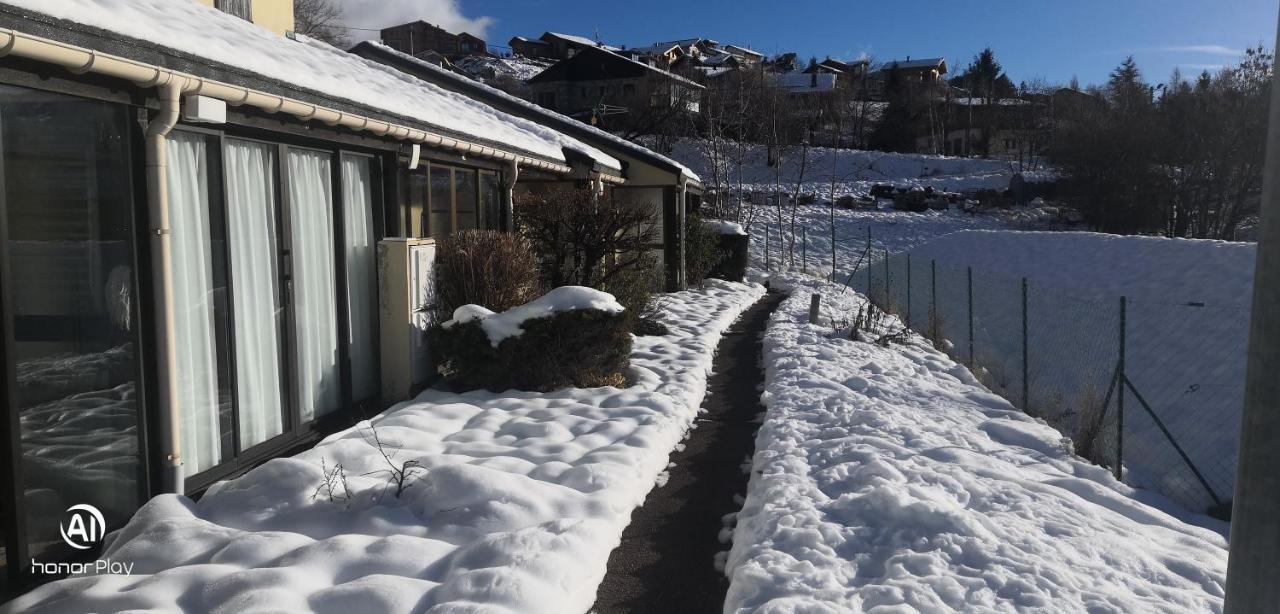 Les Fontanilles Odeillo Chalet 60 Wifi & Parking Gratuit Expose Plein Sud & Plein Pied , Draps & Serviettes De Toilettes Non Inclus, Sabanas Y Toallas No Incluidos 외부 사진