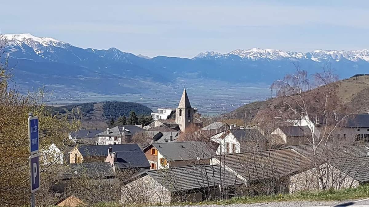 Les Fontanilles Odeillo Chalet 60 Wifi & Parking Gratuit Expose Plein Sud & Plein Pied , Draps & Serviettes De Toilettes Non Inclus, Sabanas Y Toallas No Incluidos 외부 사진