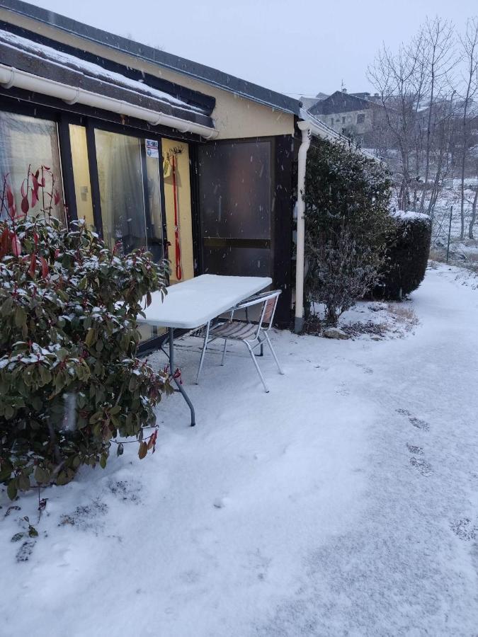 Les Fontanilles Odeillo Chalet 60 Wifi & Parking Gratuit Expose Plein Sud & Plein Pied , Draps & Serviettes De Toilettes Non Inclus, Sabanas Y Toallas No Incluidos 외부 사진